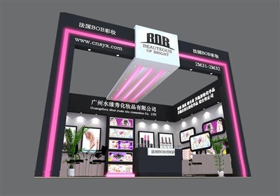24平米展臺設計制作：一面開口/現(xiàn)代/木質(zhì)結構/粉色，為美博會展商而作（免費使用）